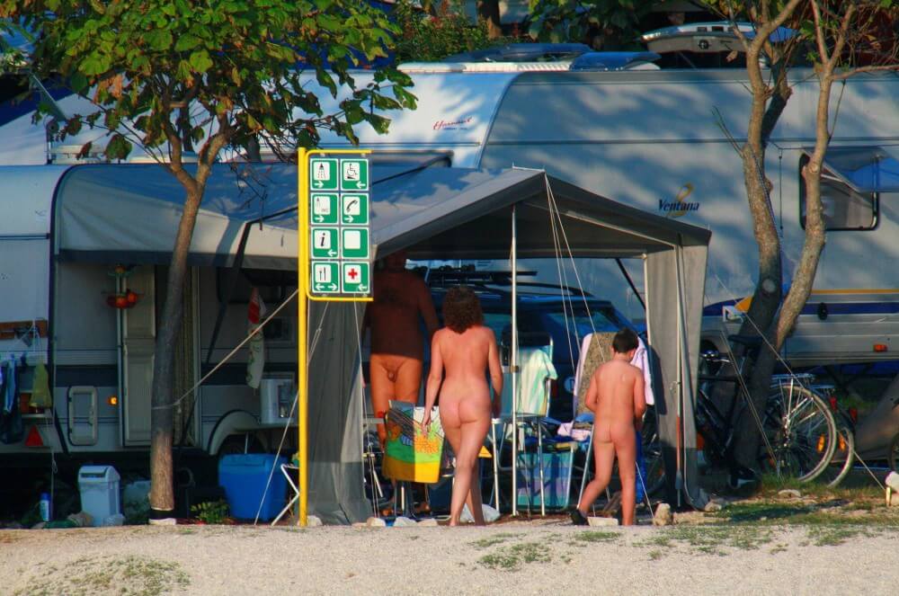 Ula FKK Camping photo gallery - Participation in nudism contributes to personal growth