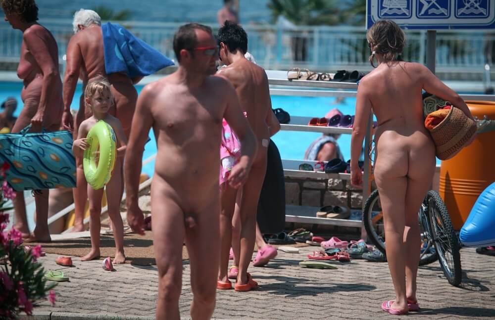 Daytime Nudists Chill Out photos - Joy and pleasure are an integral part of the nudist and naturist experience