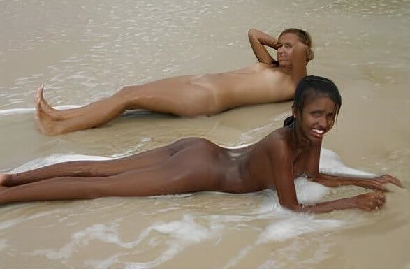 Brazilian Nudists # 1 pics - In our home, we are all nudists
