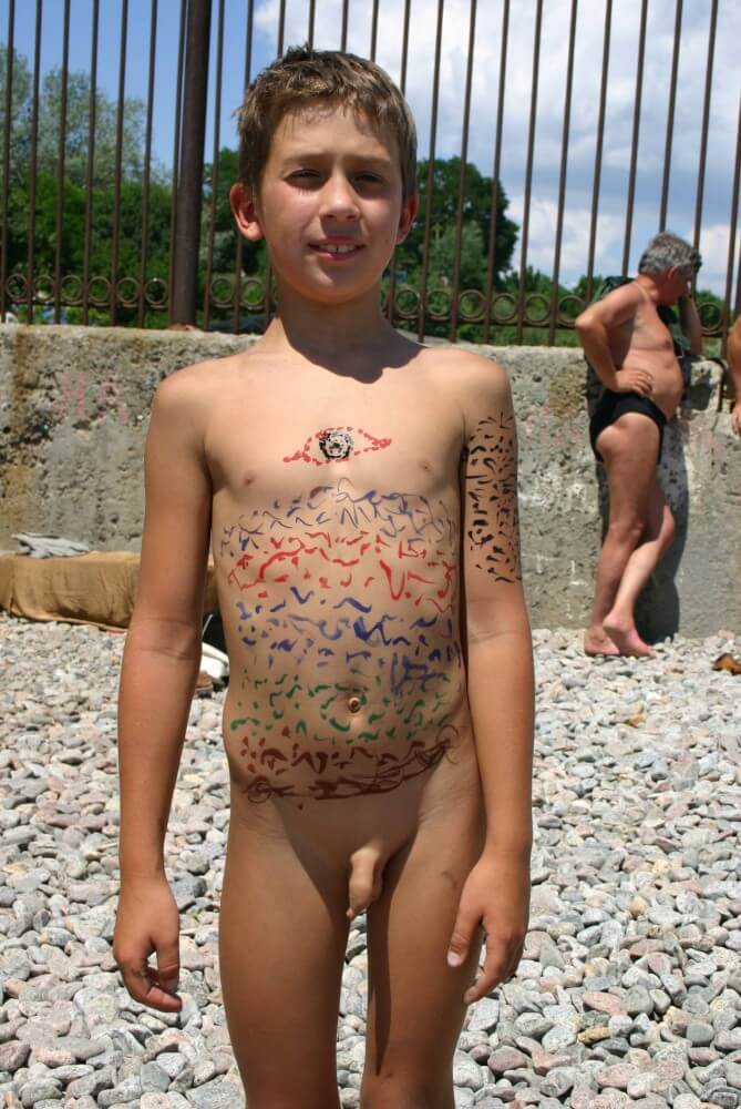 Father and Daughter Painted pics - Naturism teaches respect for the beauty of the body and its natural forms