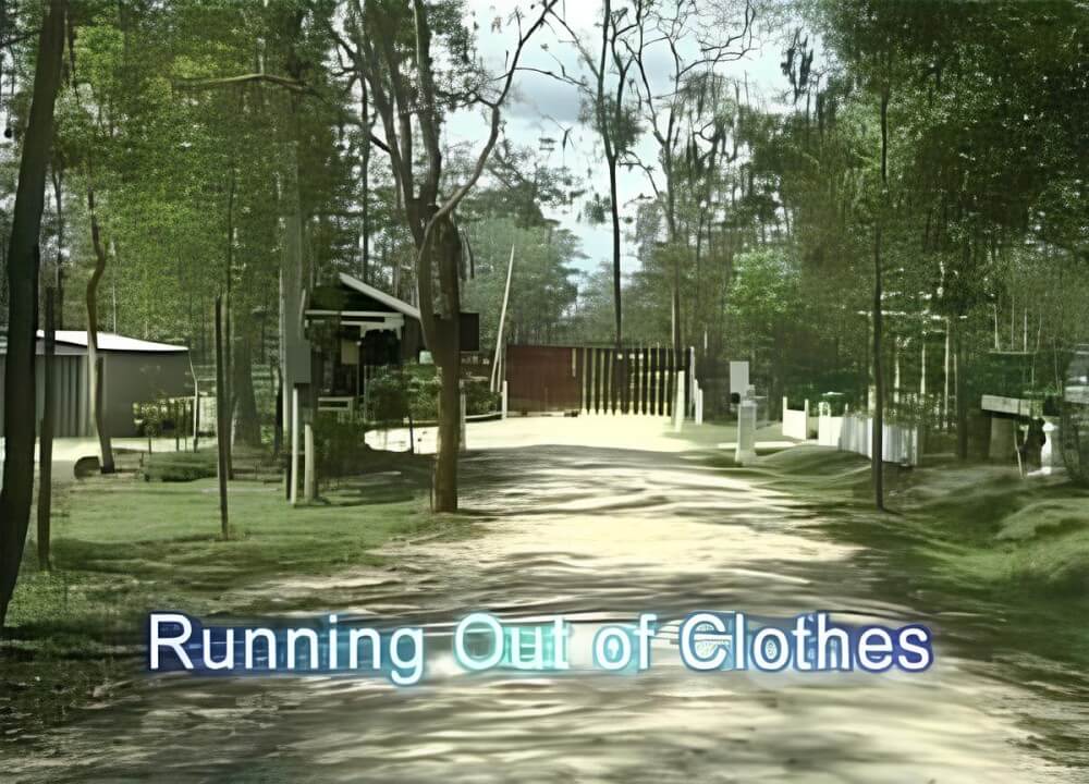 Enature - Running out of clothes - Love for oneself and nature as the foundation of the naturist lifestyle