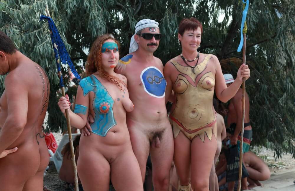 Neptune Step Relaxations pics - Nudism fosters trust and mutual understanding