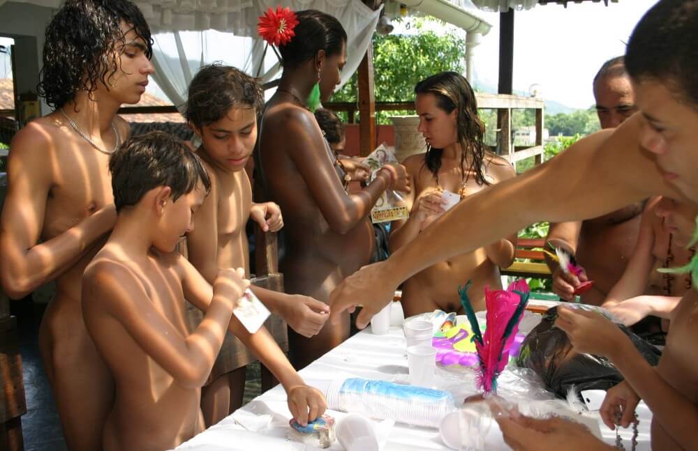 Brazilian Sunshine Beauty photos - Naturism is about respecting natural beauty