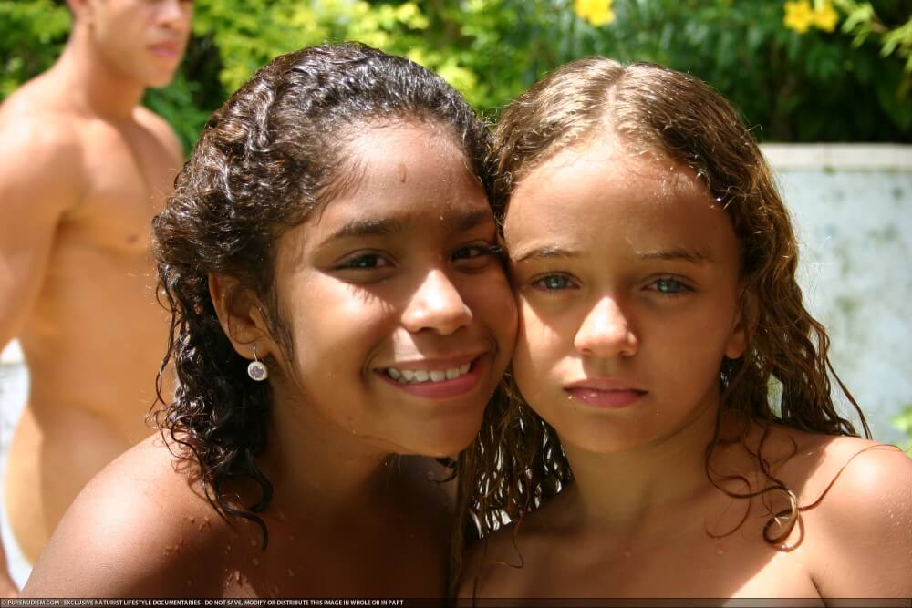 Tropical Naturism gallery - Nudism and naturism promote inner happiness and harmony