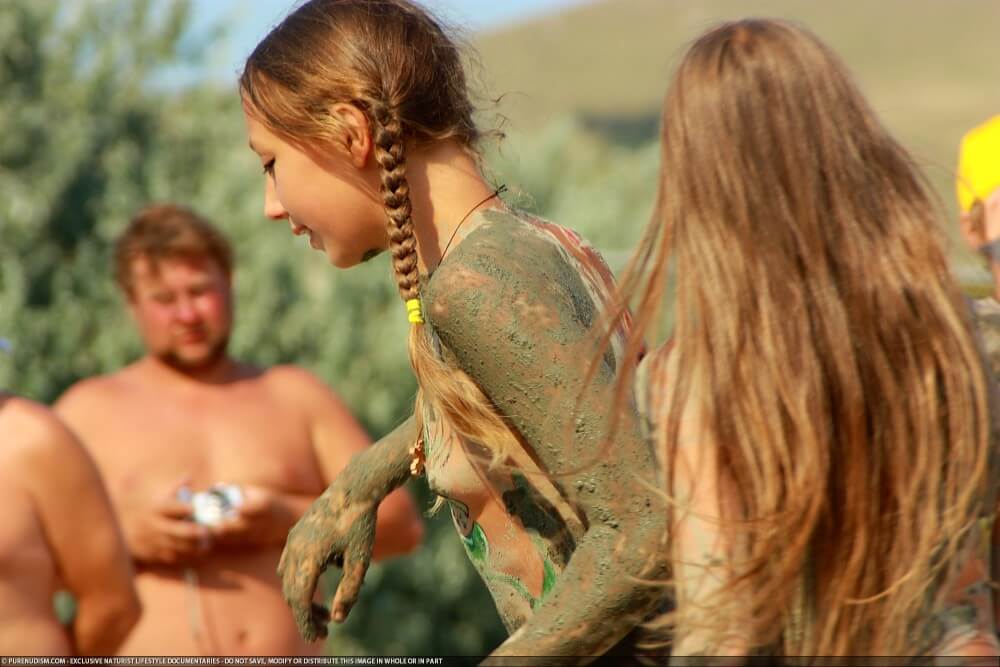 Premium Content # 36 - Nudity helps overcome insecurities and fears