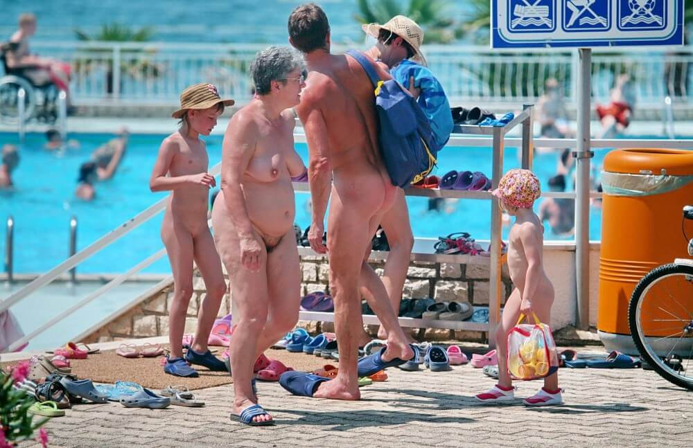 Family Poolside Grouping pics - Respect for differences is valued in the nudist movement