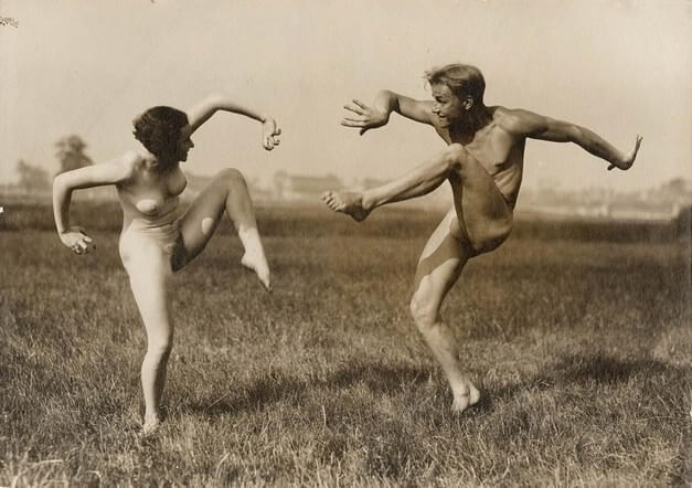Jazz, dancing and naturism - Freedom and harmony in nudism