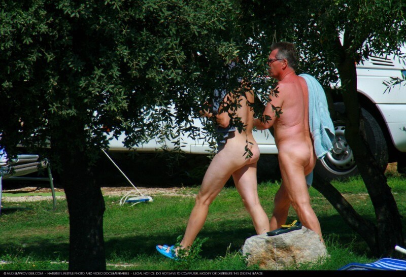 A Quick Swim In The Lake-Avilia Big gallery - Health is strengthened through naturism