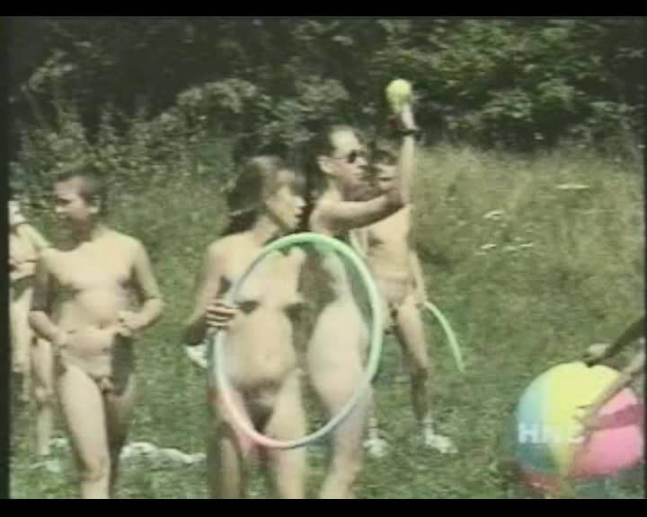 Helios Natura: Nudi Youth Weekend - Health and well-being are enhanced through naturism and nudism