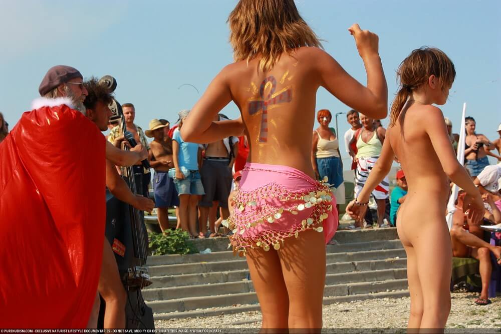 Colorful Carnival Dancing photos - Nothing kept the clothes on my body